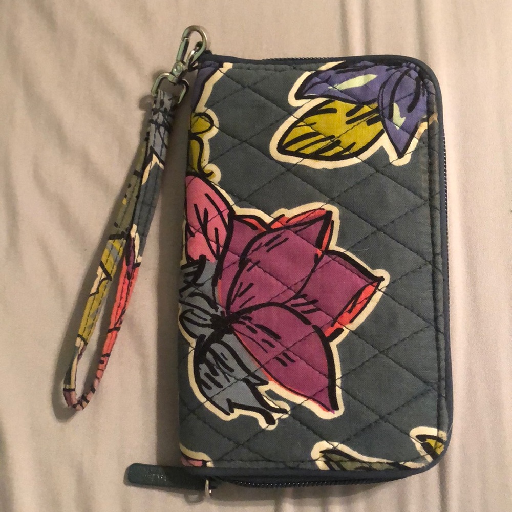 vera bradley wallet/wristlet!